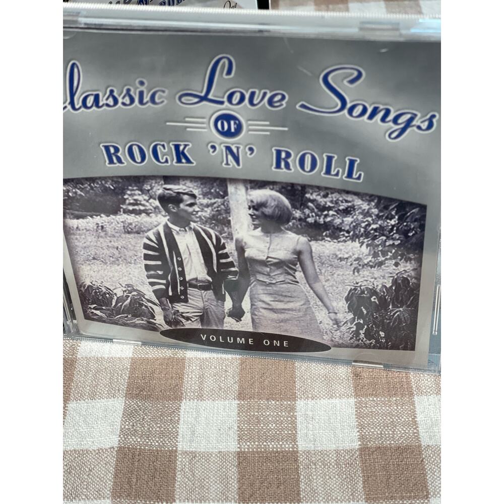 Classic love songs of rock ‘n’roll volume 1